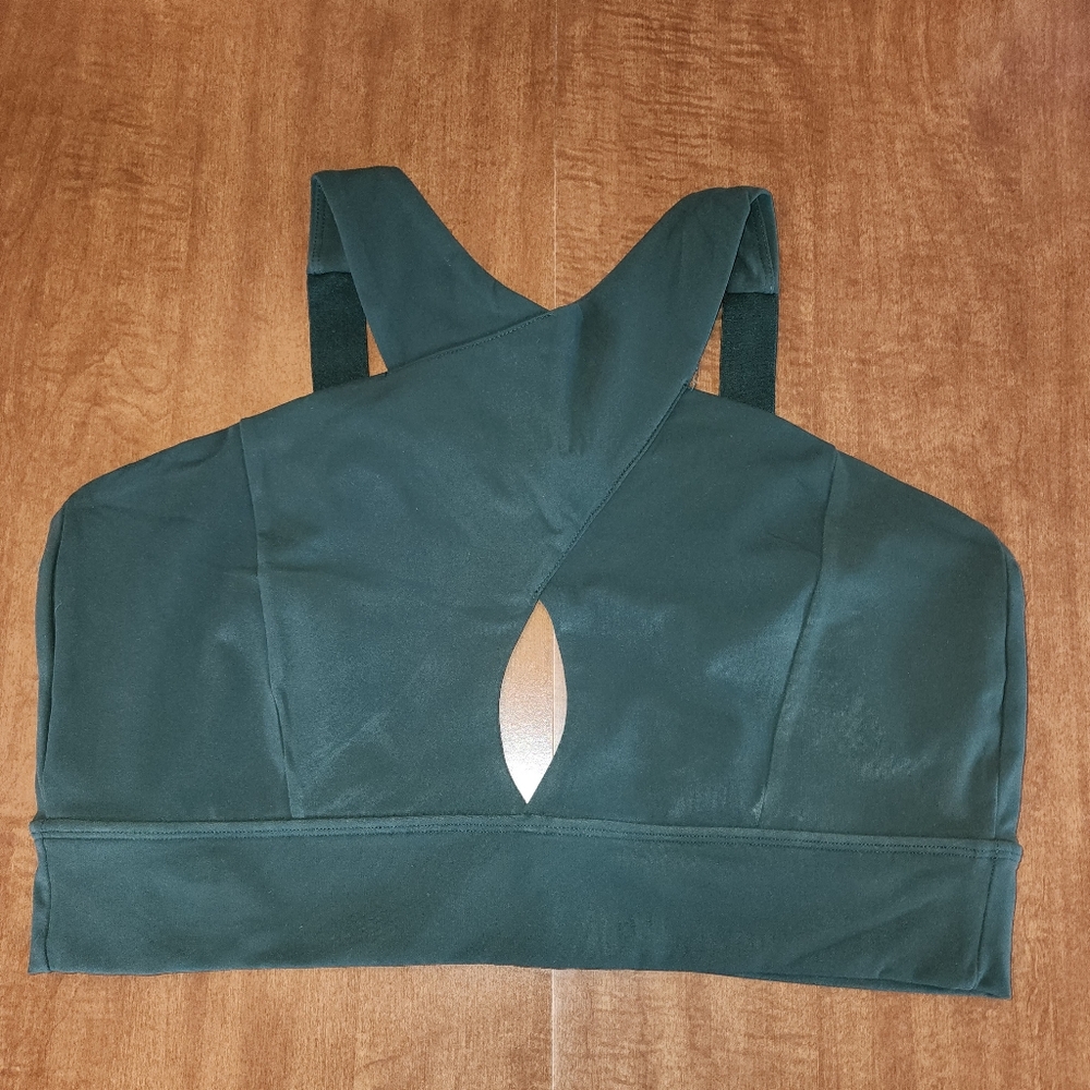 Buffbunny Harmony Halter Sports Bra - Avo Green, Size XXL, NWOT (no pads)